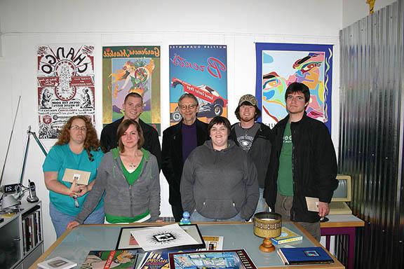 Students with artist Bob Bissland